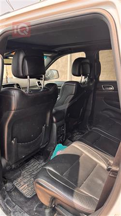 جيب جراند شيروكي